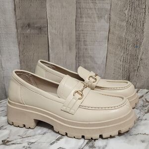 Women's Cream Chunky Loafers with Gold Bit. size:40